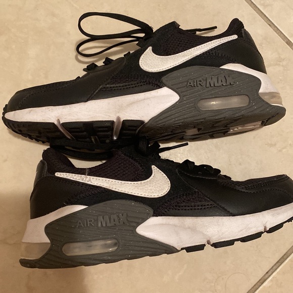 Nike Air Max Size 7 black and white - Picture 4 of 9